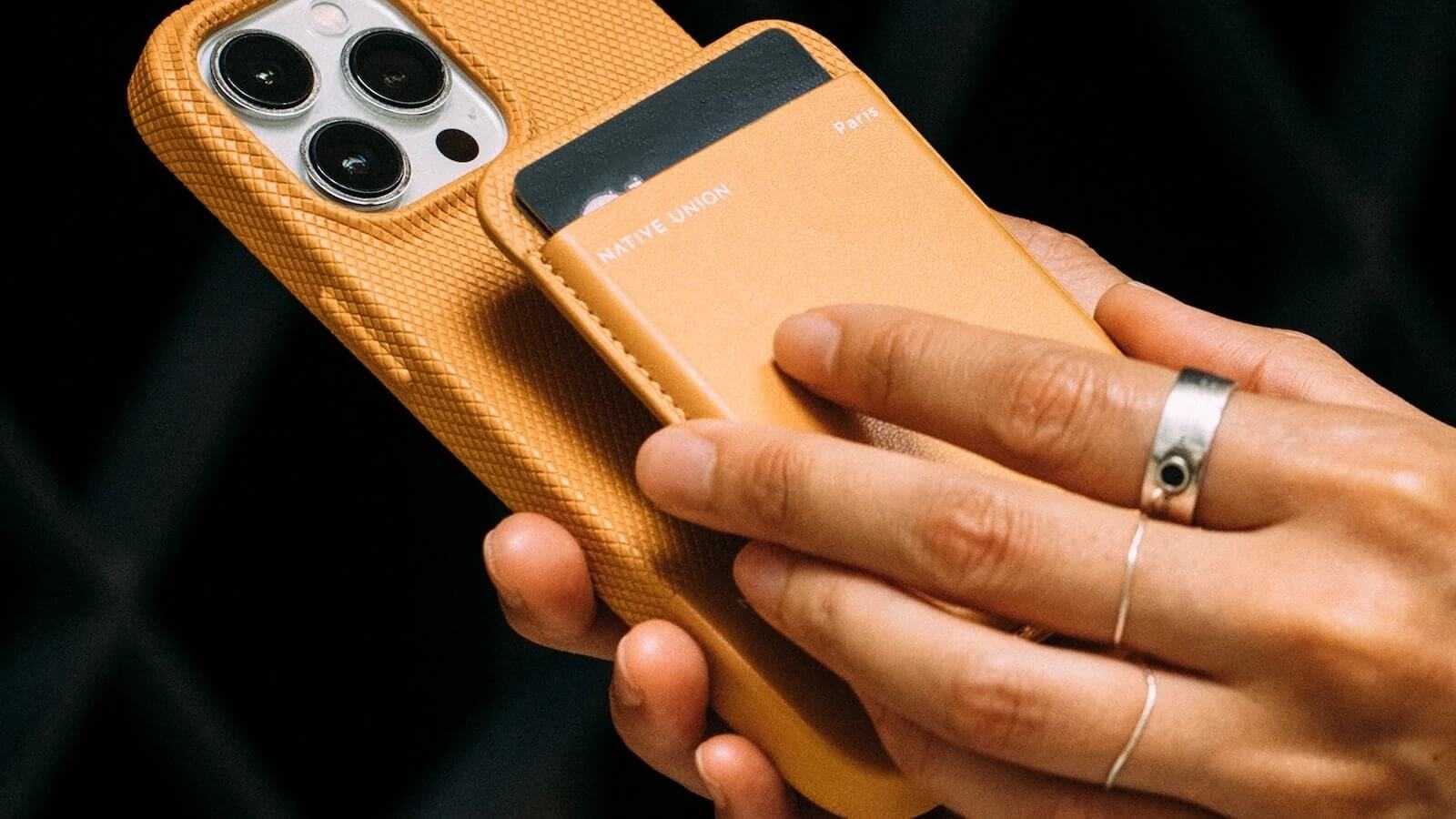 Does MagSafe Case Have Magnets?