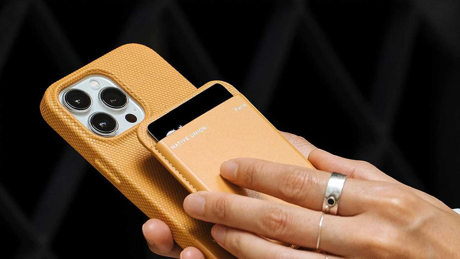 Does MagSafe Wallet Work with a Case?