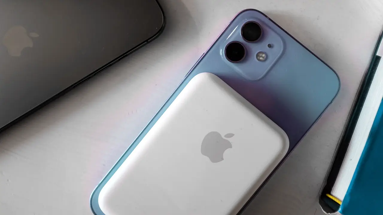 MagSafe Power Bank Not Working Why is the MagSafe Power Bank Not Working? (Troubleshoot)